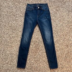 White House Black Market Dark Wash High Rise Skinny Jeans